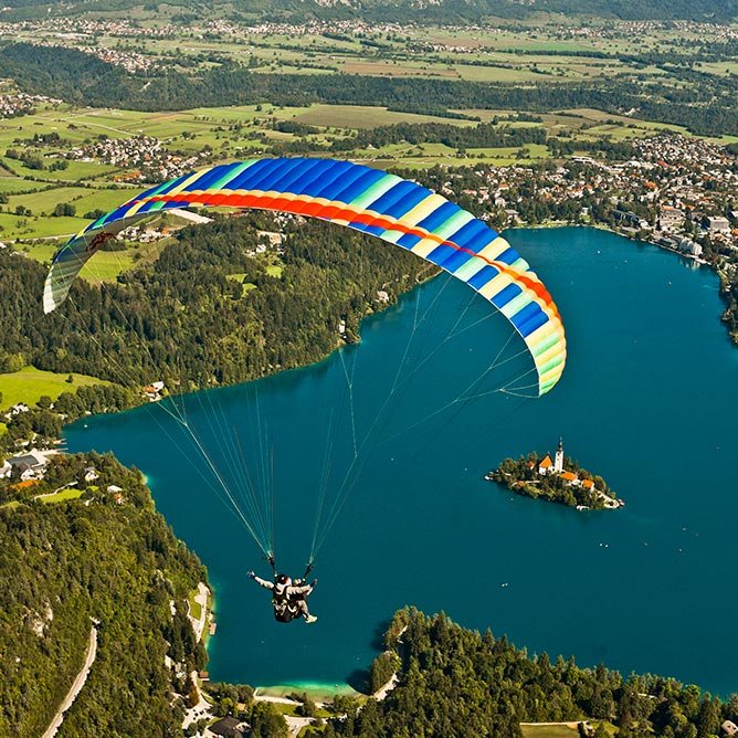 Paragliding — Bled